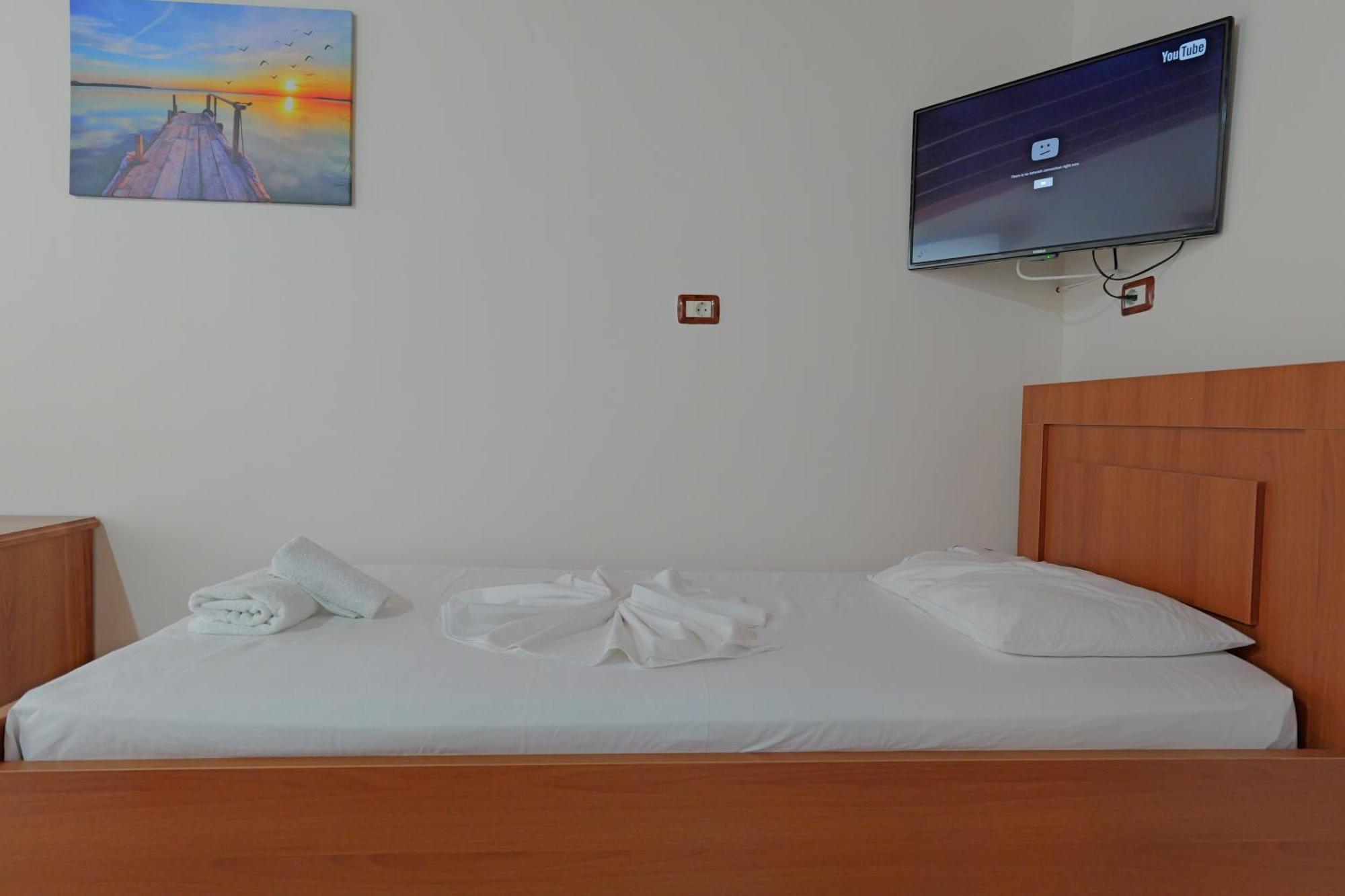 Arthur'S 4Apartments Borş Dış mekan fotoğraf