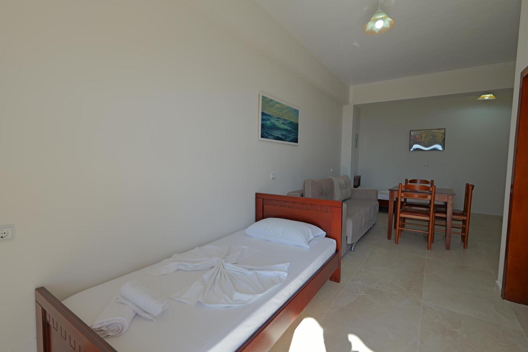 Arthur'S 4Apartments Borş Dış mekan fotoğraf