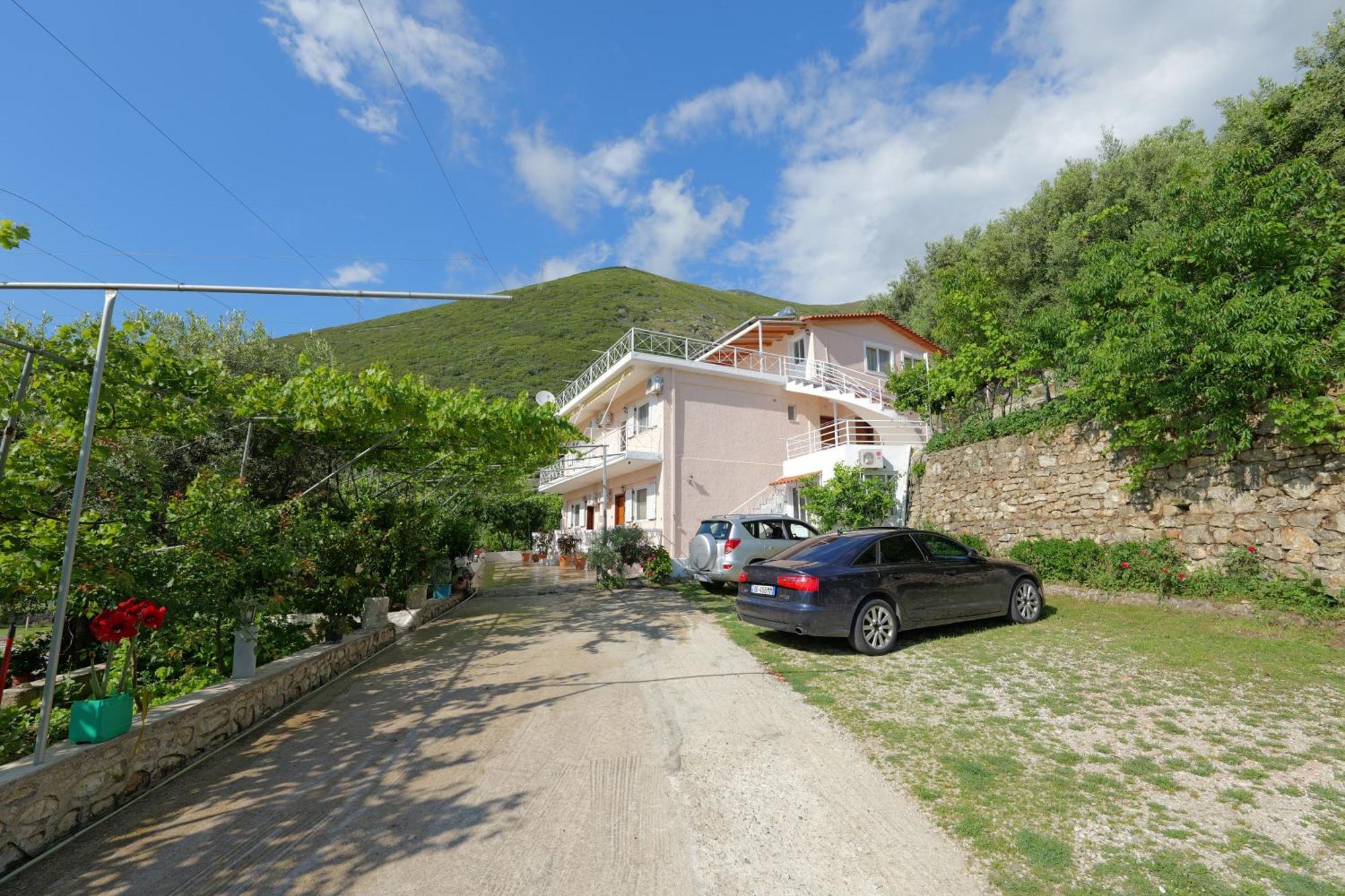 Arthur'S 4Apartments Borş Dış mekan fotoğraf